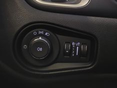 JEEP RENEGADE 1.8 16V FLEX SPORT 4P AUTOMÁTICO 2021/2021 BETIOLO NOVOS E SEMINOVOS LAJEADO / Carros no Vale