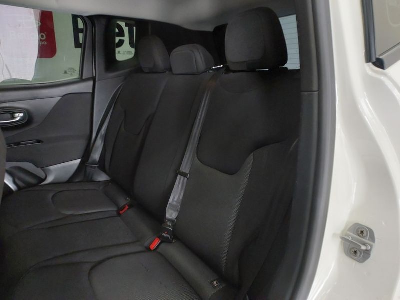 JEEP RENEGADE 1.8 16V FLEX SPORT 4P AUTOMÁTICO 2019/2019 BETIOLO NOVOS E SEMINOVOS LAJEADO / Carros no Vale