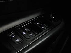 JEEP RENEGADE 2.0 16V TURBO DIESEL LONGITUDE 4P 4X4 AUTOMÁTICO 2021/2021 BETIOLO NOVOS E SEMINOVOS LAJEADO / Carros no Vale