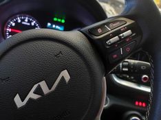 KIA STONIC 1.0 TGDI MHEV SX AUTOMÁTICO 2023/2024 BETIOLO NOVOS E SEMINOVOS LAJEADO / Carros no Vale