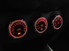 Mitsubishi ASX 2.0 4X2 16V GASOLINA 4P MANUAL 2013/2014 BETIOLO NOVOS E SEMINOVOS LAJEADO / Carros no Vale