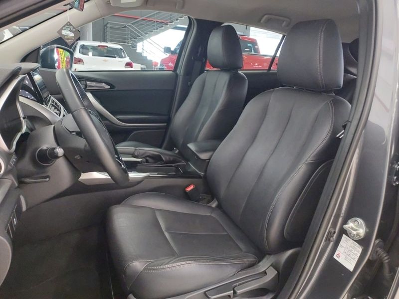 Mitsubishi ECLIPSE CROSS 1.5 MIVEC TURBO GASOLINA GLS CVT 2020/2021 BETIOLO NOVOS E SEMINOVOS LAJEADO / Carros no Vale