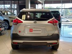 Nissan KICKS 1.6 16V FLEXSTART SV 4P XTRONIC 2018/2018 BETIOLO NOVOS E SEMINOVOS LAJEADO / Carros no Vale