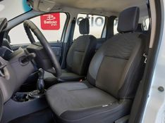 Renault DUSTER 1.6 DYNAMIQUE 4X2 16V FLEX 4P MANUAL 2014/2015 BETIOLO NOVOS E SEMINOVOS LAJEADO / Carros no Vale