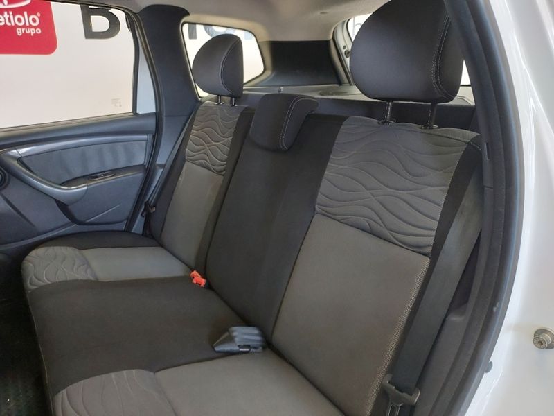 Renault DUSTER 1.6 DYNAMIQUE 4X2 16V FLEX 4P MANUAL 2014/2015 BETIOLO NOVOS E SEMINOVOS LAJEADO / Carros no Vale