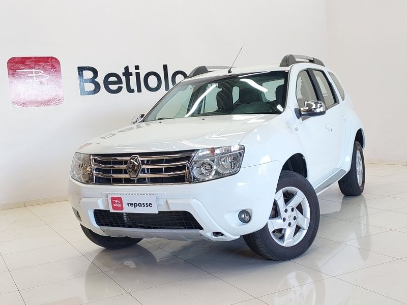 Renault DUSTER 1.6 DYNAMIQUE 4X2 16V FLEX 4P MANUAL 2014/2015 BETIOLO NOVOS E SEMINOVOS LAJEADO / Carros no Vale