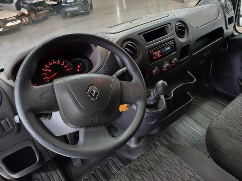 Renault MASTER 2.3 DCI DIESEL FURGÃO L1H1 3P MANUAL 2017/2018 BETIOLO NOVOS E SEMINOVOS LAJEADO / Carros no Vale