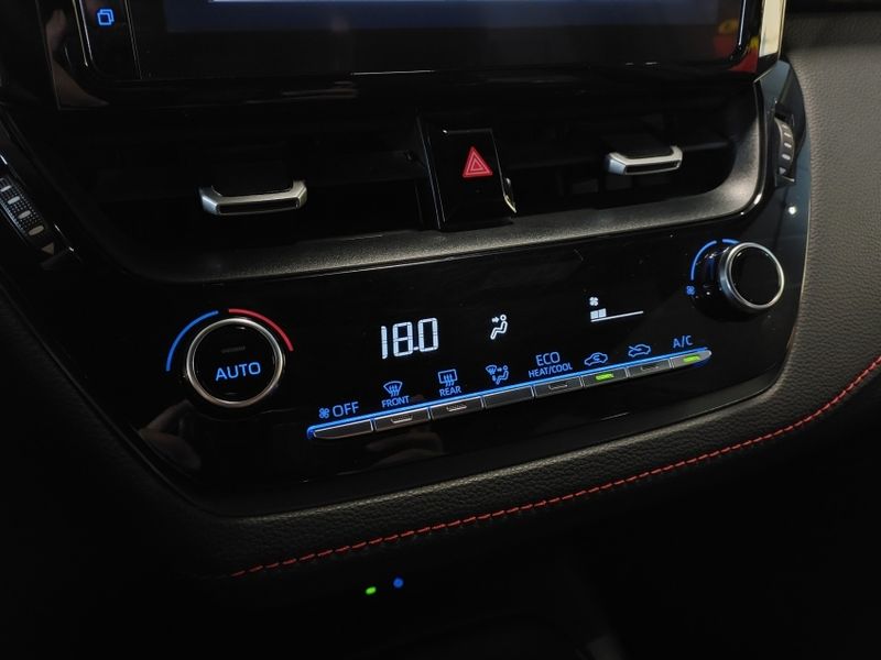 Toyota COROLLA 2.0 VVT-IE FLEX GR-S DIRECT SHIFT 2022/2023 BETIOLO NOVOS E SEMINOVOS LAJEADO / Carros no Vale