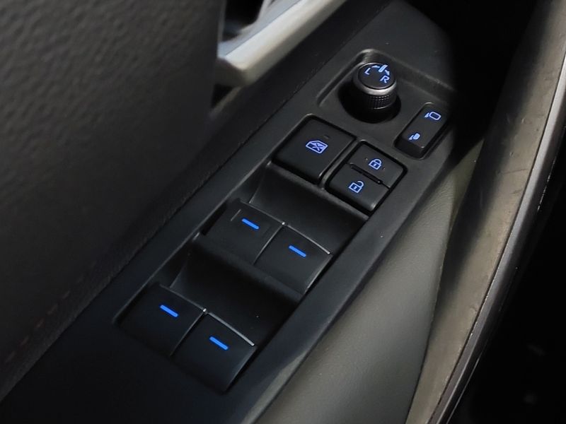 Toyota COROLLA 2.0 VVT-IE FLEX GR-S DIRECT SHIFT 2022/2023 BETIOLO NOVOS E SEMINOVOS LAJEADO / Carros no Vale
