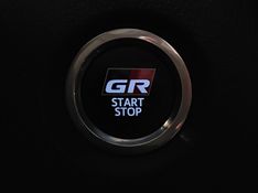 Toyota COROLLA 2.0 VVT-IE FLEX GR-S DIRECT SHIFT 2022/2023 BETIOLO NOVOS E SEMINOVOS LAJEADO / Carros no Vale