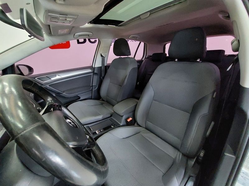 Volkswagen GOLF 1.4 TSI COMFORTLINE 16V GASOLINA 4P AUTOMÁTICO 2014/2015 BETIOLO NOVOS E SEMINOVOS LAJEADO / Carros no Vale