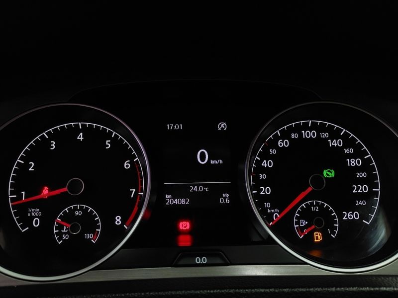 Volkswagen GOLF 1.4 TSI COMFORTLINE 16V GASOLINA 4P AUTOMÁTICO 2014/2015 BETIOLO NOVOS E SEMINOVOS LAJEADO / Carros no Vale