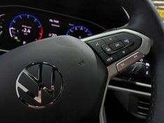 Volkswagen NIVUS 1.0 200 TSI TOTAL FLEX HIGHLINE AUTOMÁTICO 2022/2022 BETIOLO NOVOS E SEMINOVOS LAJEADO / Carros no Vale