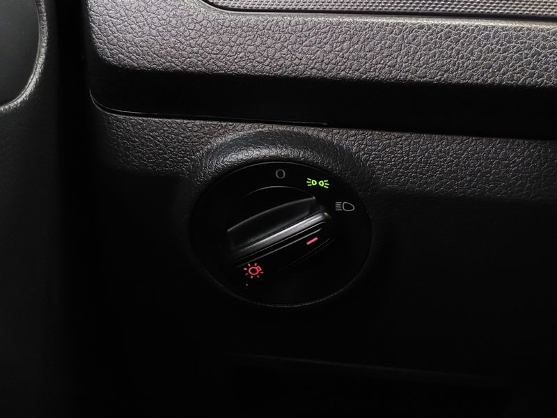 Volkswagen SAVEIRO 1.6 MSI ROBUST CS 16V FLEX 2P MANUAL 2022/2023 BETIOLO NOVOS E SEMINOVOS LAJEADO / Carros no Vale