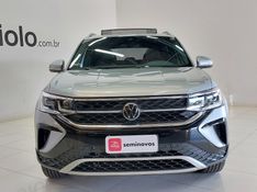 Volkswagen TAOS 1.4 250 TSI TOTAL FLEX HIGHLINE AUTOMÁTICO 2023/2023 BETIOLO NOVOS E SEMINOVOS LAJEADO / Carros no Vale