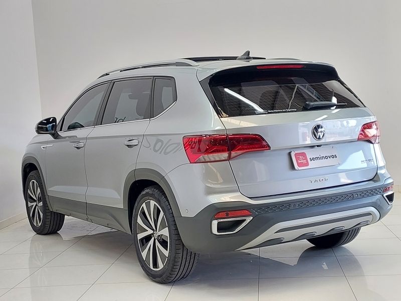 Volkswagen TAOS 1.4 250 TSI TOTAL FLEX HIGHLINE AUTOMÁTICO 2023/2023 BETIOLO NOVOS E SEMINOVOS LAJEADO / Carros no Vale