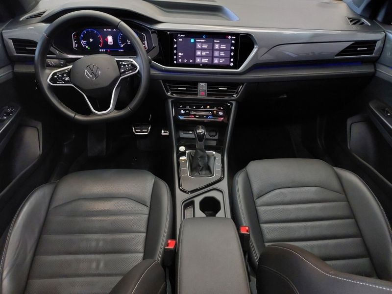 Volkswagen TAOS 1.4 250 TSI TOTAL FLEX HIGHLINE AUTOMÁTICO 2023/2023 BETIOLO NOVOS E SEMINOVOS LAJEADO / Carros no Vale