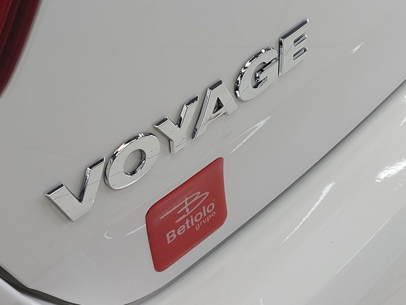 Volkswagen VOYAGE 1.0 12V MPI TOTALFLEX 4P MANUAL 2022/2023 BETIOLO NOVOS E SEMINOVOS LAJEADO / Carros no Vale