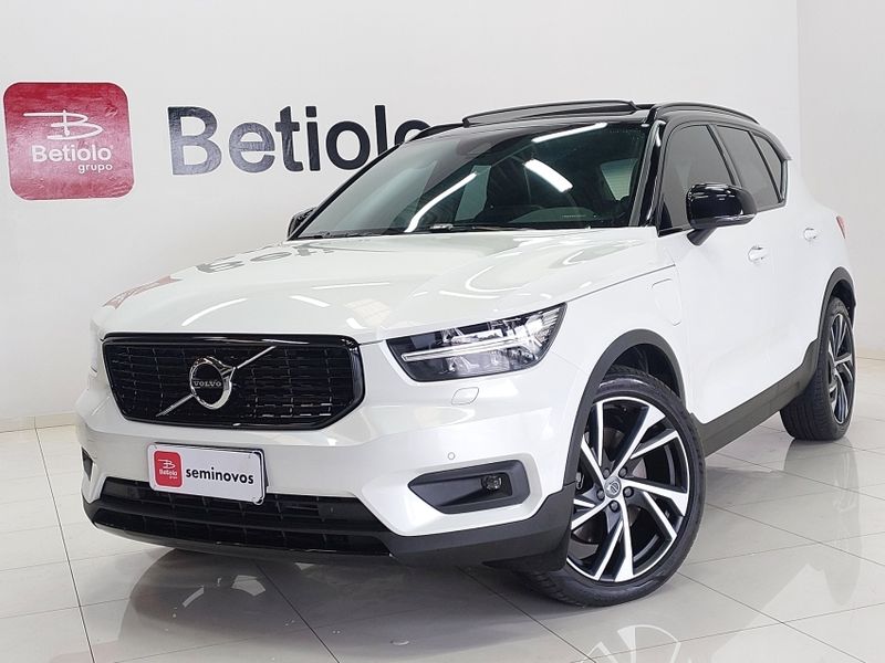 Volvo XC40 1.5 T5 RECHARGE R-DESIGN GEARTRONIC 2021/2021 BETIOLO NOVOS E SEMINOVOS LAJEADO / Carros no Vale