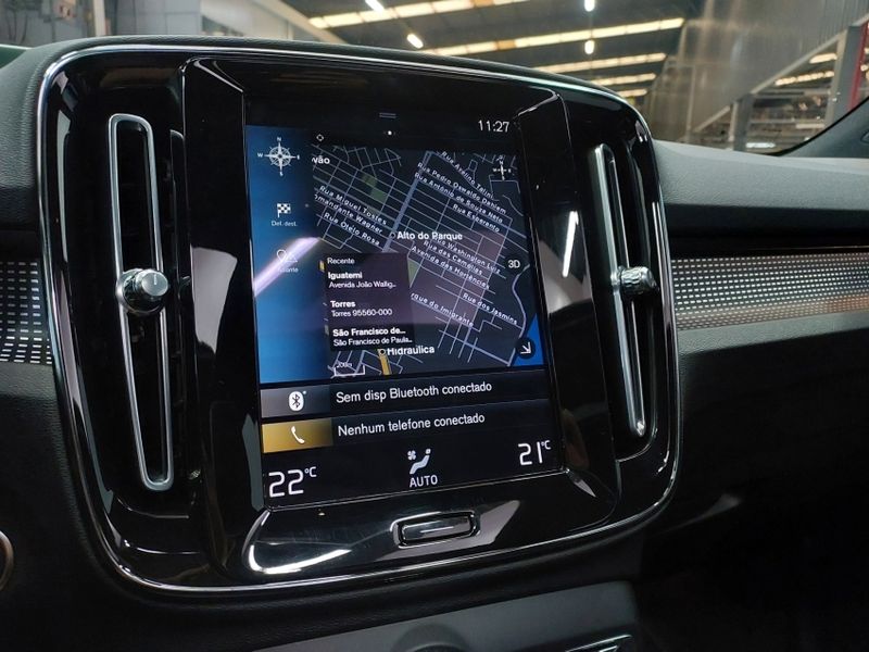 Volvo XC40 1.5 T5 RECHARGE R-DESIGN GEARTRONIC 2021/2021 BETIOLO NOVOS E SEMINOVOS LAJEADO / Carros no Vale
