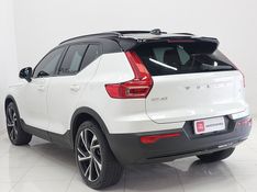 Volvo XC40 1.5 T5 RECHARGE R-DESIGN GEARTRONIC 2021/2021 BETIOLO NOVOS E SEMINOVOS LAJEADO / Carros no Vale