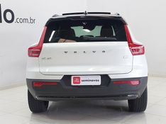 Volvo XC40 1.5 T5 RECHARGE R-DESIGN GEARTRONIC 2021/2021 BETIOLO NOVOS E SEMINOVOS LAJEADO / Carros no Vale
