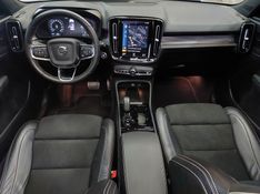 Volvo XC40 1.5 T5 RECHARGE R-DESIGN GEARTRONIC 2021/2021 BETIOLO NOVOS E SEMINOVOS LAJEADO / Carros no Vale