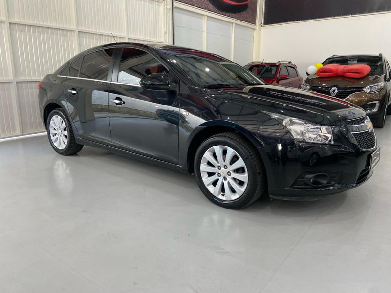 Chevrolet Cruze Ltz Nb 1.8 2014/2014 SIM AUTOMÓVEIS ROLANTE / Carros no Vale