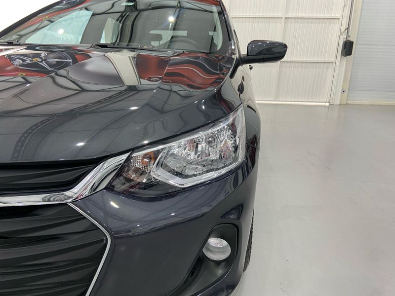 Chevrolet Onix 10 Lt2 2023/2024 SIM AUTOMÓVEIS ROLANTE / Carros no Vale