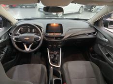 Chevrolet Onix 10 Lt2 2023/2024 SIM AUTOMÓVEIS ROLANTE / Carros no Vale