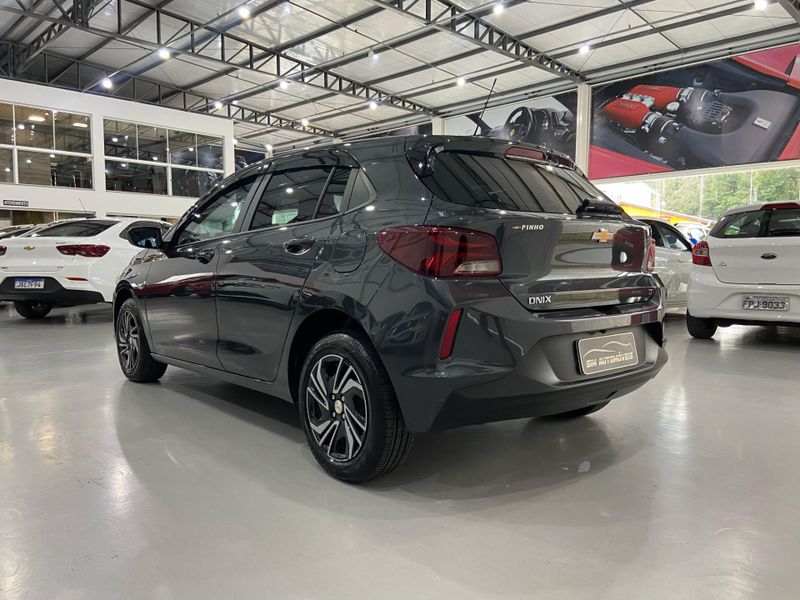 Chevrolet Onix 10 Lt2 2023/2024 SIM AUTOMÓVEIS ROLANTE / Carros no Vale