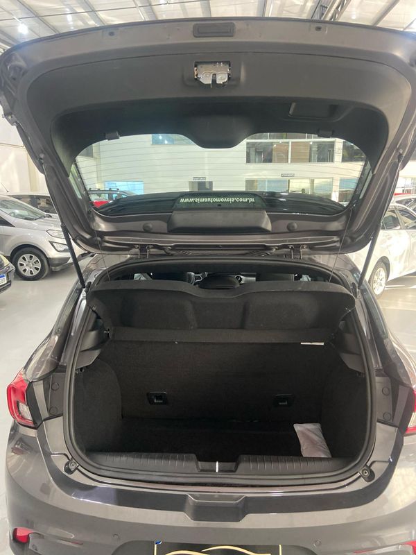 Fiat Argo Trekking 1.3 2022/2022 SIM AUTOMÓVEIS ROLANTE / Carros no Vale