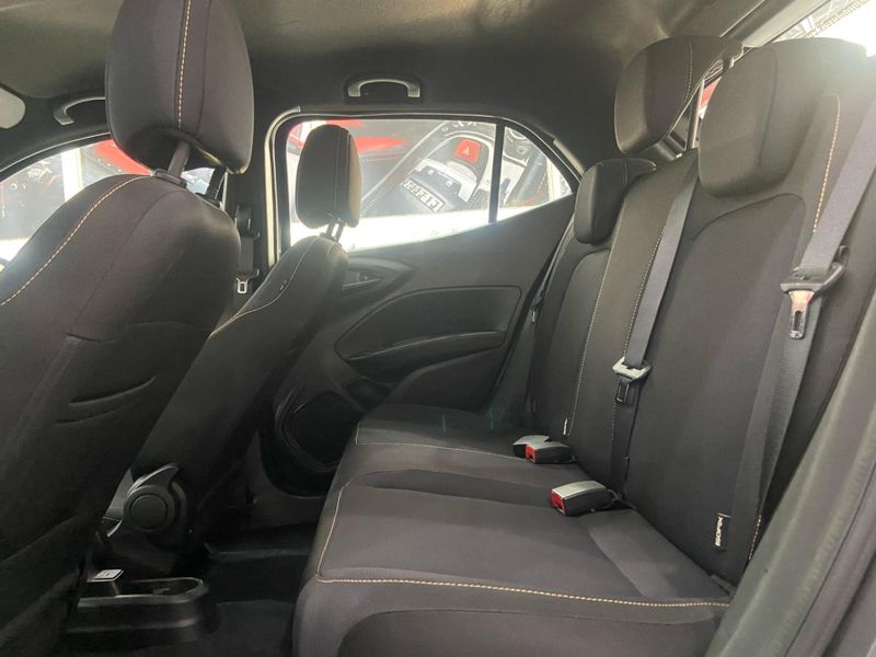 Fiat Argo Trekking 1.3 2022/2022 SIM AUTOMÓVEIS ROLANTE / Carros no Vale