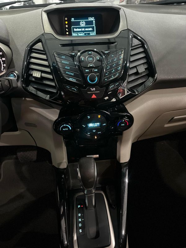 Ford Ecosport Titanium 2.0 2013/2014 SIM AUTOMÓVEIS ROLANTE / Carros no Vale