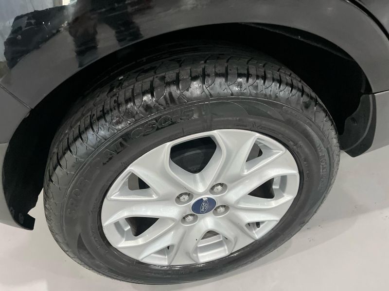 Ford Ecosport Titanium 2.0 2013/2014 SIM AUTOMÓVEIS ROLANTE / Carros no Vale