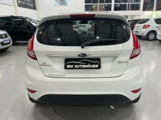 Ford Fiesta 1.6tit 2014/2015 SIM AUTOMÓVEIS ROLANTE / Carros no Vale