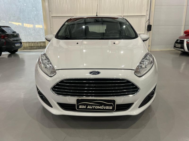 Ford Fiesta 1.6tit 2014/2015 SIM AUTOMÓVEIS ROLANTE / Carros no Vale