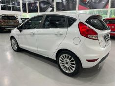 Ford Fiesta 1.6tit 2014/2015 SIM AUTOMÓVEIS ROLANTE / Carros no Vale