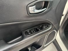 Jeep Compass 2.0 16v Sport 2020/2020 SIM AUTOMÓVEIS ROLANTE / Carros no Vale