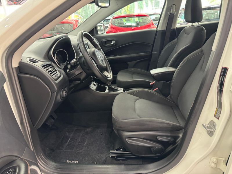 Jeep Compass 2.0 16v Sport 2020/2020 SIM AUTOMÓVEIS ROLANTE / Carros no Vale