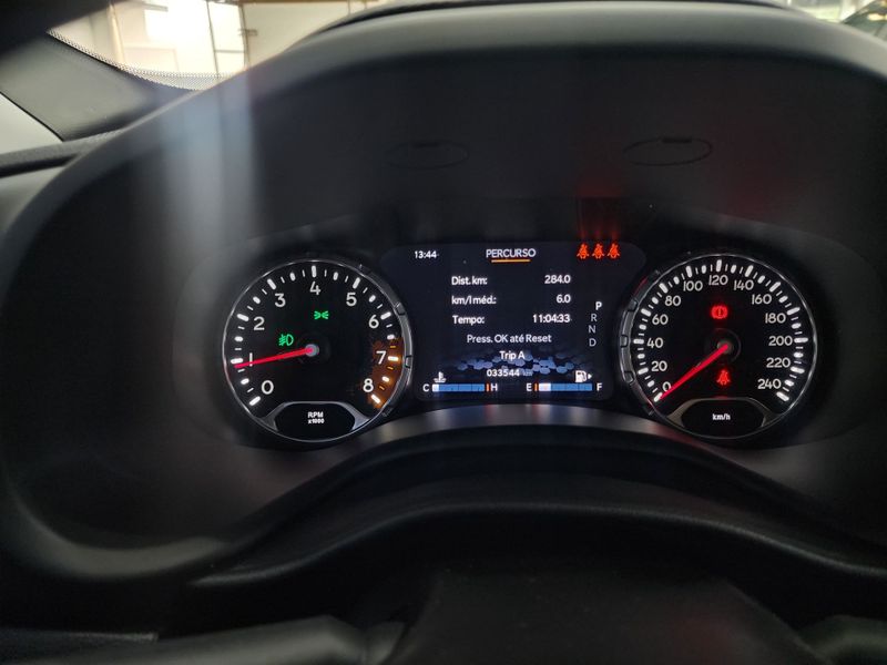 Jeep Renegade 1.8 16v Limited 2021/2021 SIM AUTOMÓVEIS ROLANTE / Carros no Vale