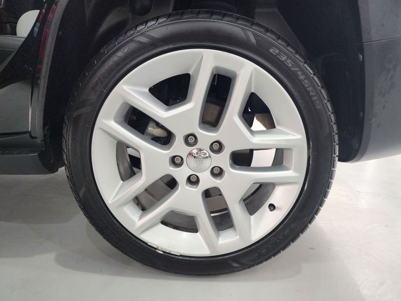 Jeep Renegade 1.8 16v Limited 2021/2021 SIM AUTOMÓVEIS ROLANTE / Carros no Vale