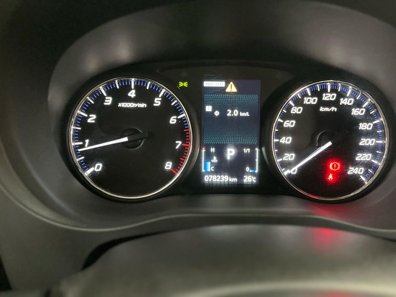 Mitsubishi Outlander 3.0 Gt 2014/2015 SIM AUTOMÓVEIS ROLANTE / Carros no Vale