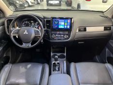 Mitsubishi Outlander 3.0 Gt 2014/2015 SIM AUTOMÓVEIS ROLANTE / Carros no Vale