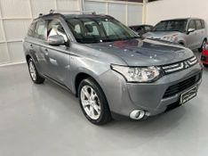 Mitsubishi Outlander 3.0 Gt 2014/2015 SIM AUTOMÓVEIS ROLANTE / Carros no Vale