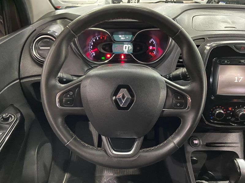 Renault Captur Life 16a 2018/2019 SIM AUTOMÓVEIS ROLANTE / Carros no Vale