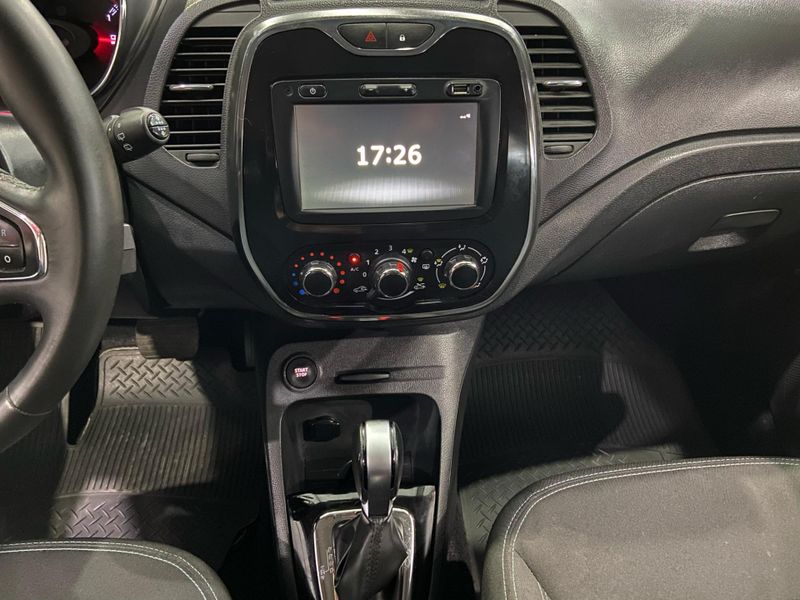 Renault Captur Life 16a 2018/2019 SIM AUTOMÓVEIS ROLANTE / Carros no Vale