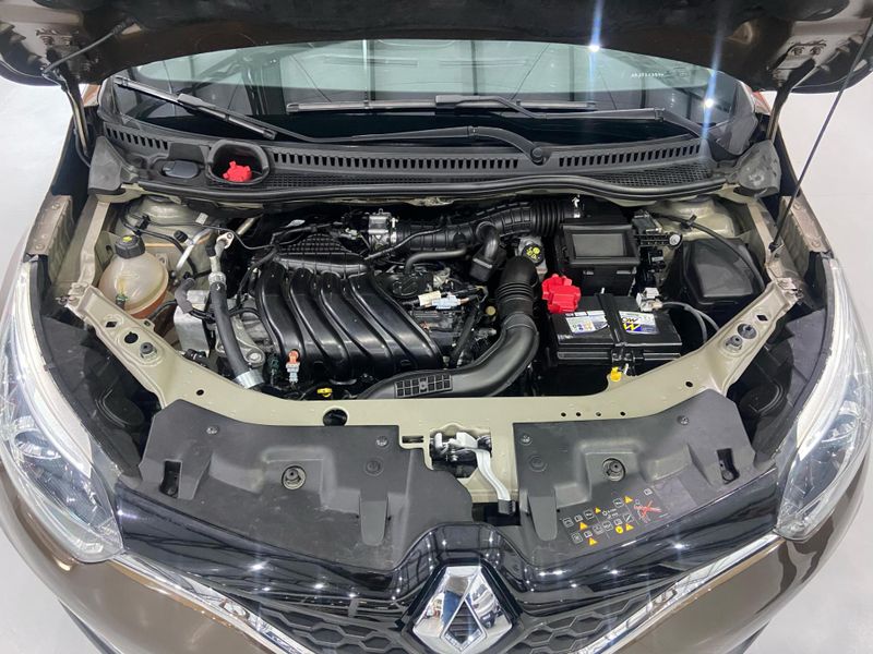 Renault Captur Life 16a 2018/2019 SIM AUTOMÓVEIS ROLANTE / Carros no Vale