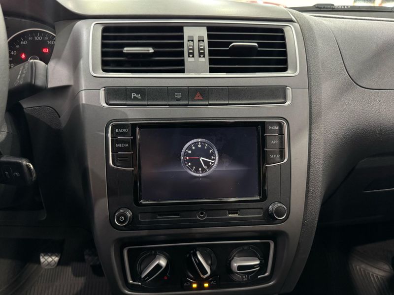 Volkswagen Fox Track Mcv 2017/2018 SIM AUTOMÓVEIS ROLANTE / Carros no Vale