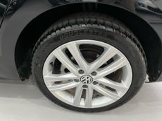 Volkswagen Jetta Highline Tsi 2.0 211cv 2015/2016 SIM AUTOMÓVEIS ROLANTE / Carros no Vale